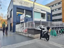 Peugeot Taller oficial · Concesionario de vehículos de ocasión y km0 · Auto Almogàvers · La Maquinista