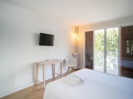 DYH DYNAMIC HOTELS