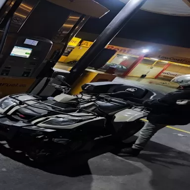 Gasolinera low cost fuel