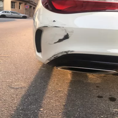 KS Car Condal Manresa | Taller chapa y pintura - mecánico