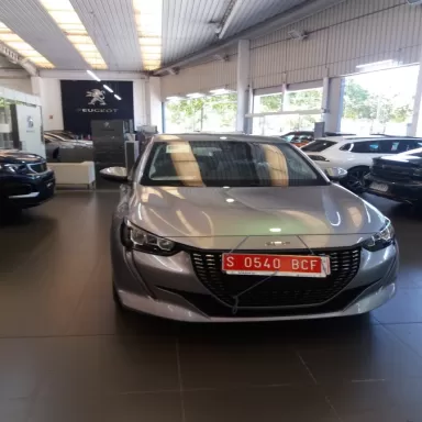 Peugeot Auto Comercial Maam