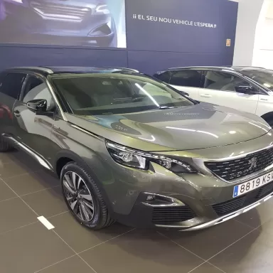 Peugeot Auto Comercial Maam