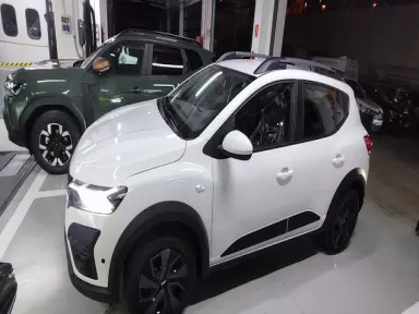 Dacia Pineda - Movento Auser