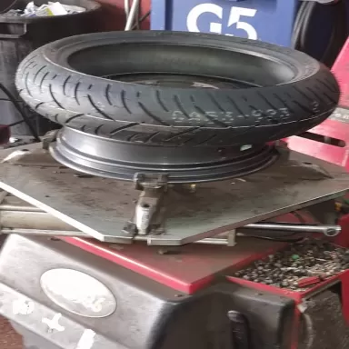 Pneumaticos Hnos. Navarro