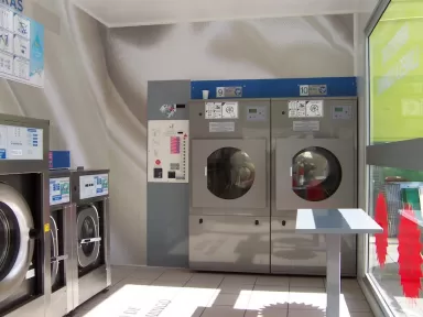 LavaloTodo, Santa Coloma