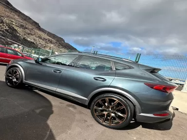 Llantas y Ruedas - Barcelona (Sede central)