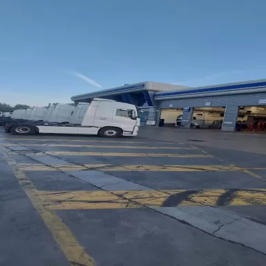 Volvo Truck Center SL