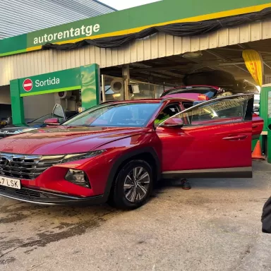 AUTOLAVADO MONTGAT, S.L. - DRIVER CENTER