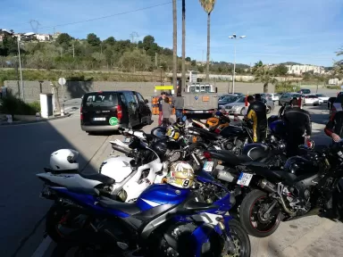 Gasolinera Les Palmeres REPSOL