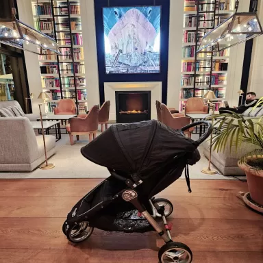 Stroller rental Easytravelkids & Bugakids