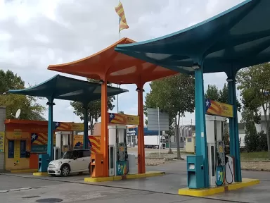 Petrolis Independents