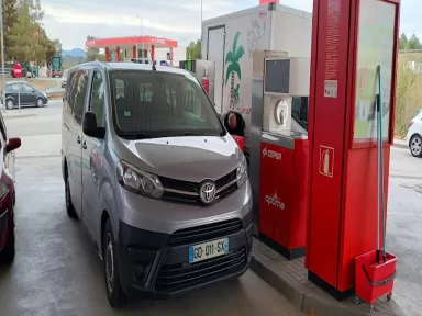 Estación de servicio Moeve, antes Cepsa