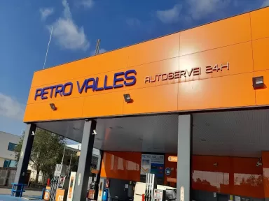 PETRO VALLES Canovelles