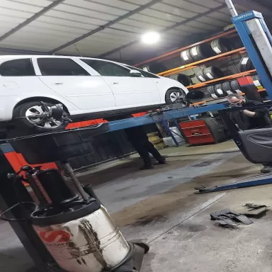 HITCON Automóvil Center