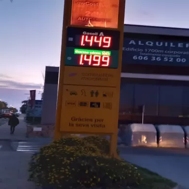 Gasolinera low cost fuel