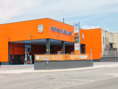 PETRO VALLES Canovelles