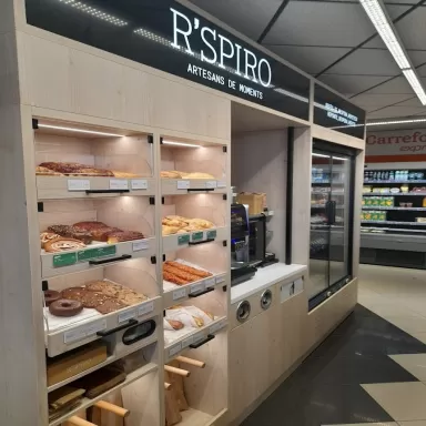 Estación de servicio Moeve, antes Cepsa