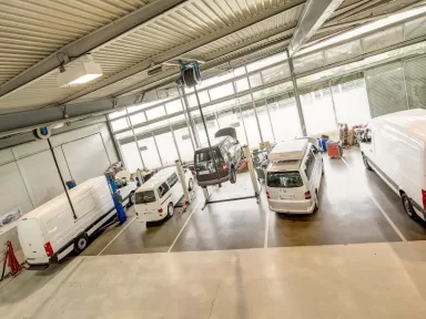 Concesionario Volkswagen Comerciales Oficial - QUADIS Motorsol