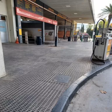 Gasolinera Les Palmeres REPSOL