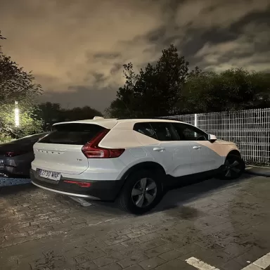 ClickRent Barcelona Aeropuerto | Alquiler de Coches y Furgonetas
