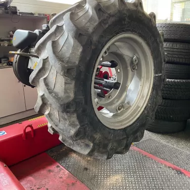 Neumáticos Martin Rius S.L.