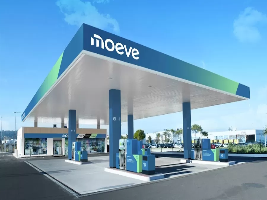 Estación de servicio Moeve, antes Cepsa