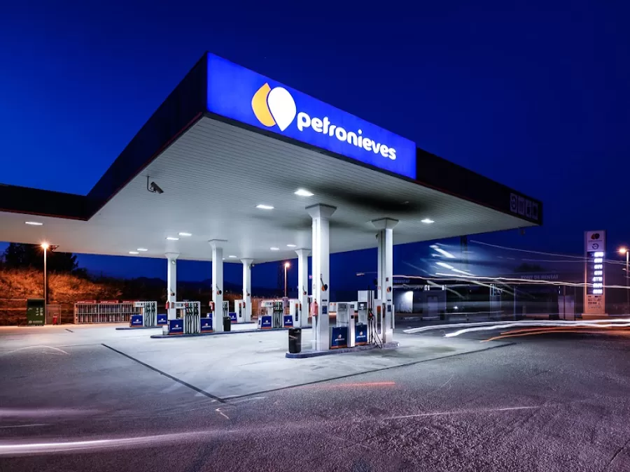 Gasolinera Nieves Sant Esteve Sesrovires