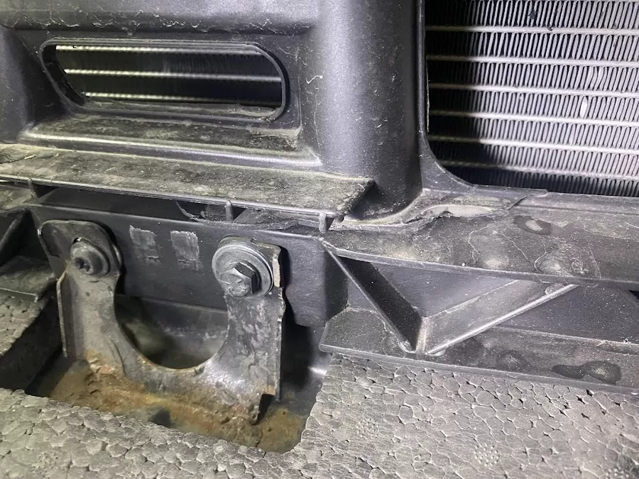 KS Car Condal Manresa | Taller chapa y pintura - mecánico